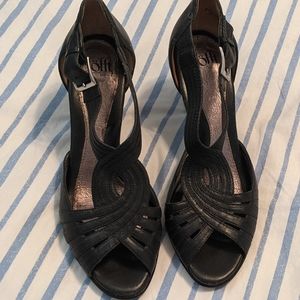 Sofft Black Leather Strap Heals Size 9